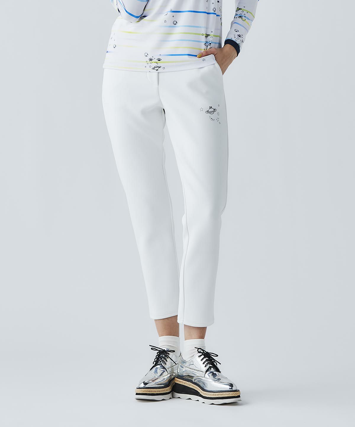 モデル着用画像（ホワイト）