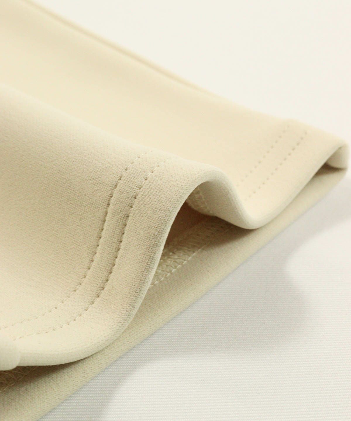 生地感（ベージュ）