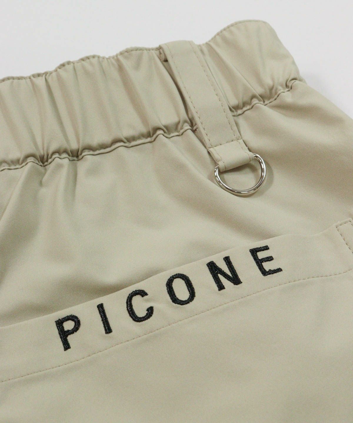 ロゴデザイン（ベージュ）